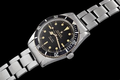 the james bond 1972 submariner